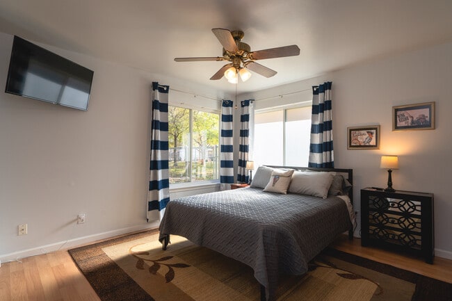property at 4419 A Gillis