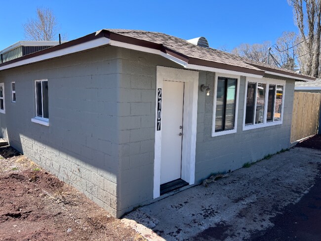2107 E 6th Ave in Flagstaff, AZ - Building Photo - Building Photo