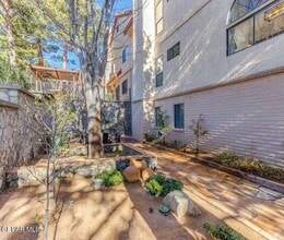 4610 N Stanton St in El Paso, TX - Building Photo - Building Photo