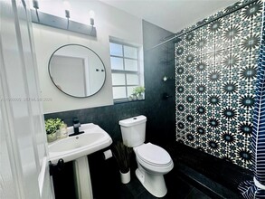 1012 NE 17th Ct in Fort Lauderdale, FL - Building Photo - Building Photo