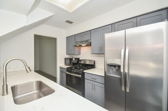 property at 8803 Vinkins Rd