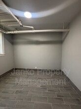 658 E 81st St in Chicago, IL - Building Photo - Building Photo