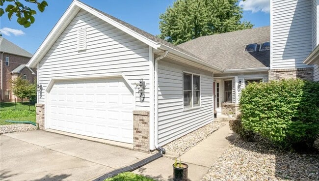 property at 713 Bent Tree Dr