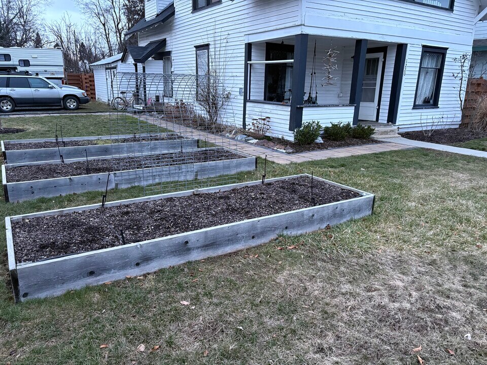 1220 W Superior St in Sandpoint, ID - Building Photo