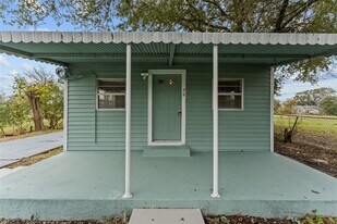 25 2nd Ave N in Texas City, TX - Building Photo