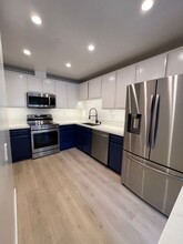 732 Orlando Ave in Los Angeles, CA - Building Photo - Building Photo