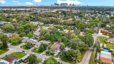 1378 SW 26th Ave in Fort Lauderdale, FL - Building Photo - Building Photo