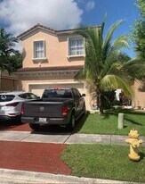 2240 NE 37th Terrace in Homestead, FL - Building Photo