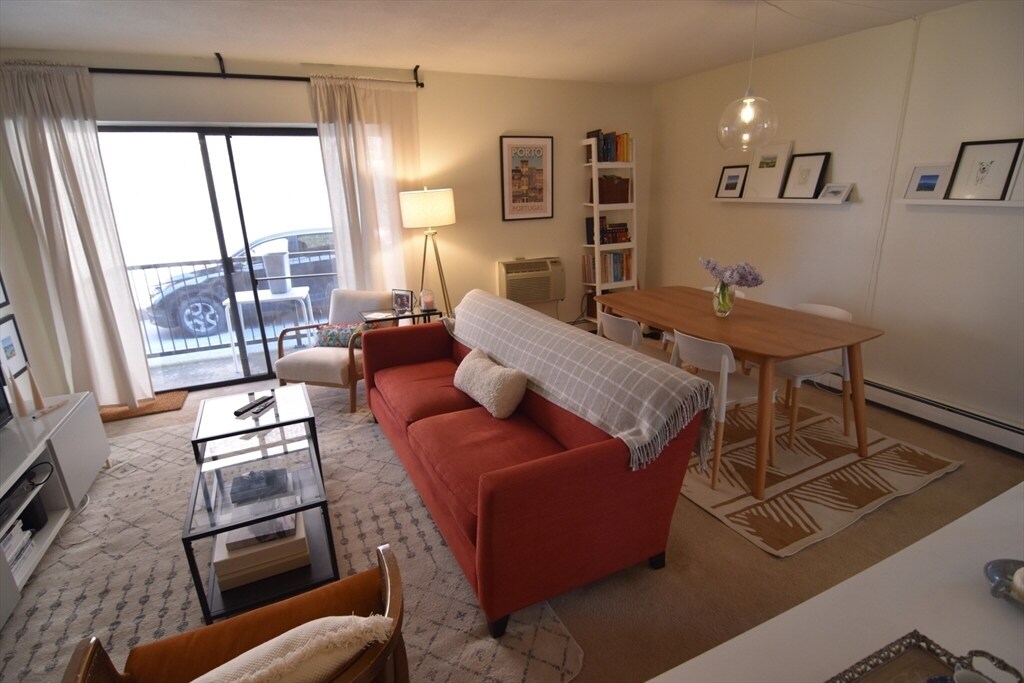 24 Highland Ave in Cambridge, MA - Building Photo