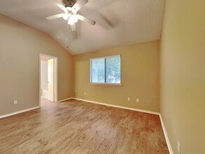 821 Bentle Ct in Cedar Hill, TX - Building Photo - Building Photo