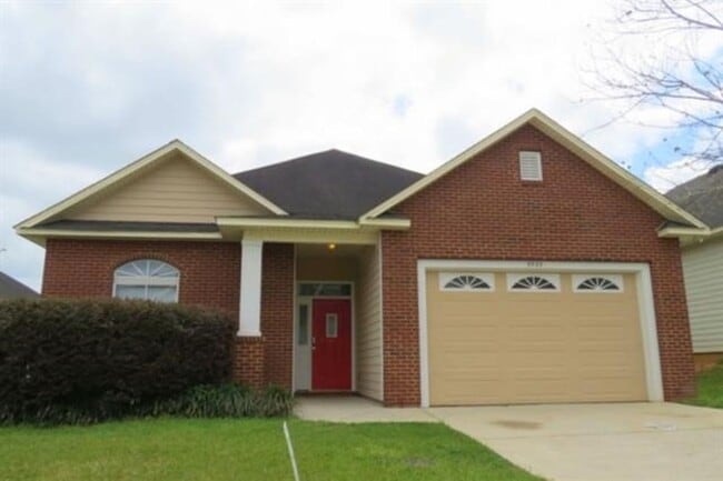 property at 5533 Hampton Woods Way