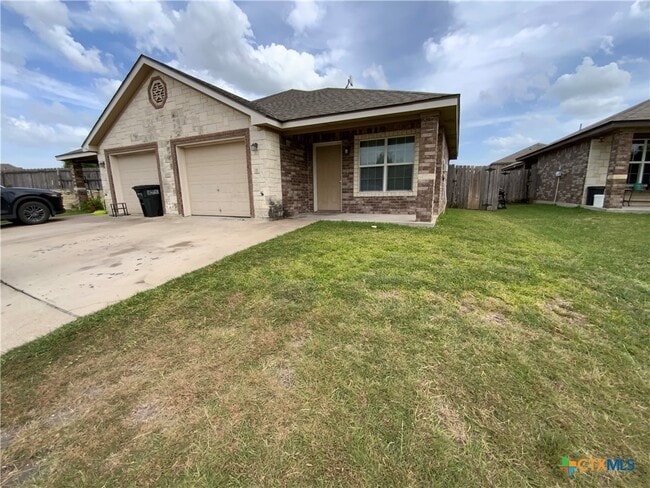 property at 1001 Leah Dr