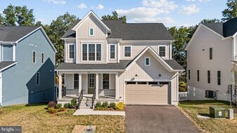 104 Alabaster Ln in Stephenson, VA - Building Photo