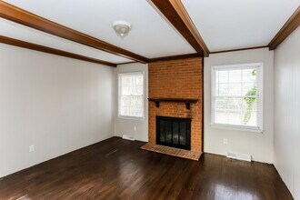 5000 Coronado Dr in Charlotte, NC - Building Photo - Building Photo