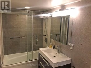 76 Shuter St in Toronto, ON - Building Photo - Building Photo