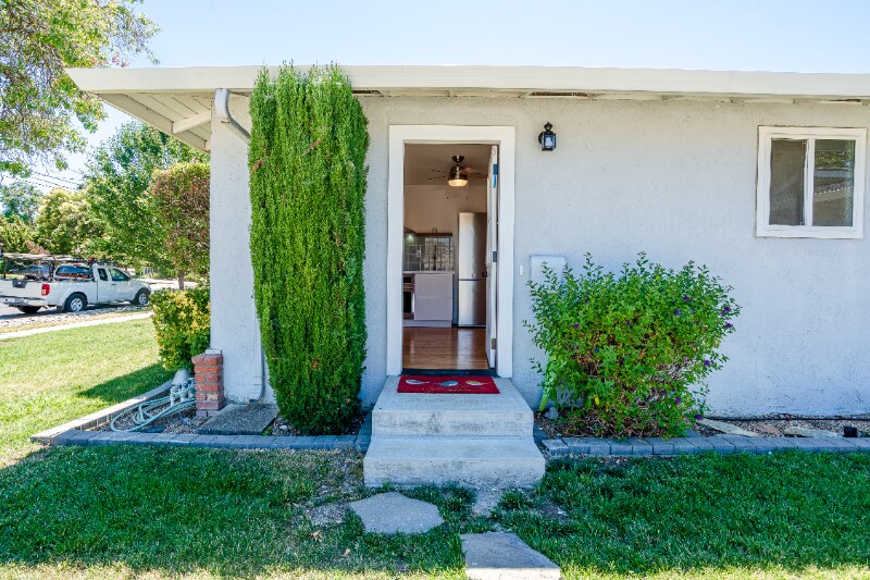 3985 Royal Arch Dr in Concord, CA - Building Photo
