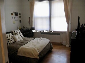 1675 Beacon St, Unit 2 in Brookline, MA - Building Photo - Building Photo