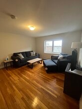 1782 Commonwealth Ave, Unit 6 in Boston, MA - Building Photo - Building Photo