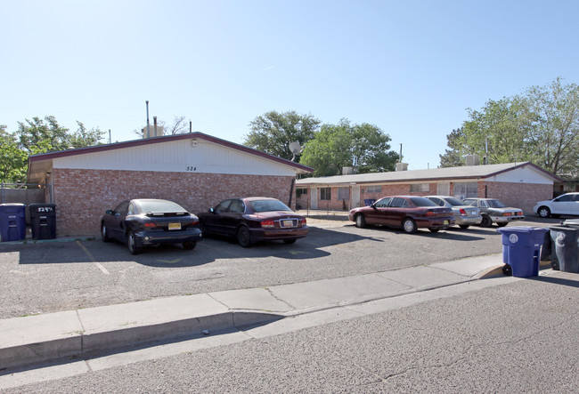 524-528 Indiana St SE in Albuquerque, NM - Building Photo - Building Photo