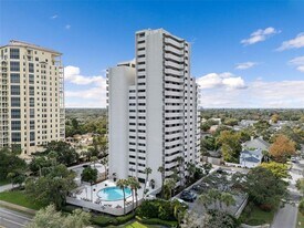 4141 Bayshore Blvd in Tampa, FL - Building Photo
