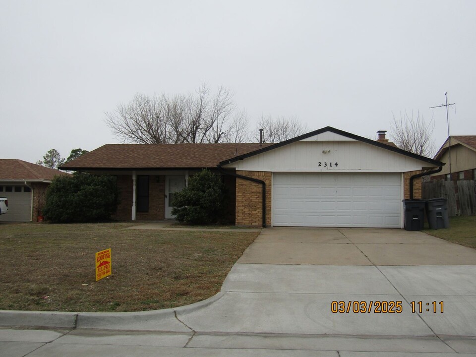 2314 NW 78th St in Lawton, OK - Building Photo