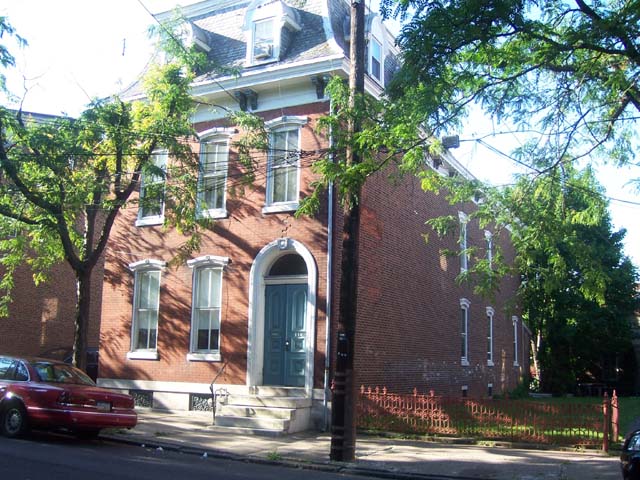 110 King St in Pottstown, PA - Foto de edificio