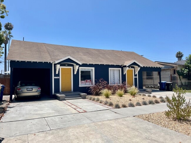 property at 2700 Exposition Pl