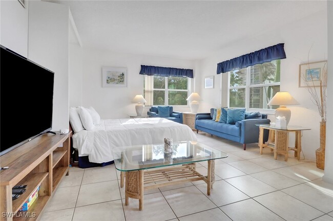 property at 220 Seaview Ct