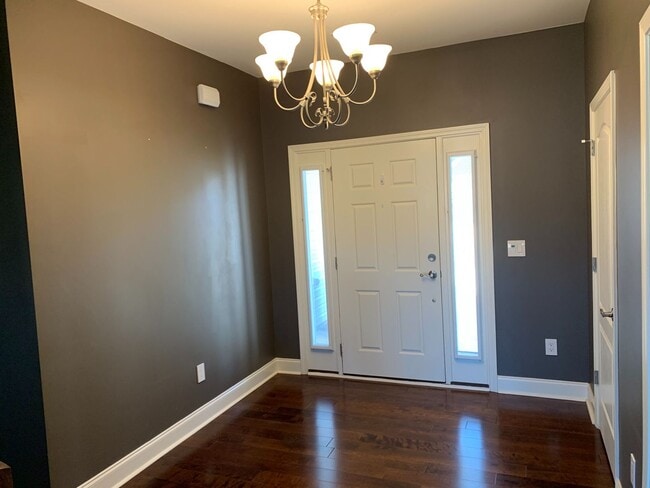 741 Breeders Cup Dr in Whitsett, NC - Building Photo - Building Photo