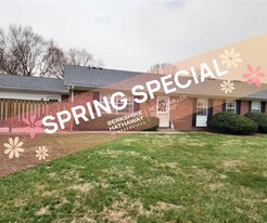 112 Southglen Rd in Terre Haute, IN - Building Photo