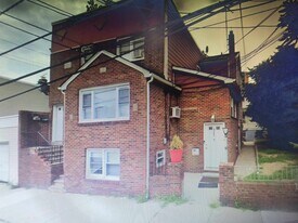 6105 Meadowview Ave in North Bergen, NJ - Building Photo