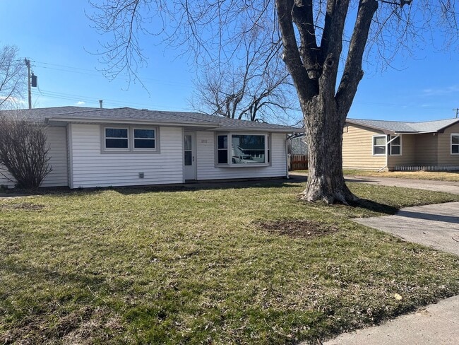 property at 2322 8th St