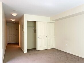 111 108th Ave NE in Bellevue, WA - Building Photo - Building Photo