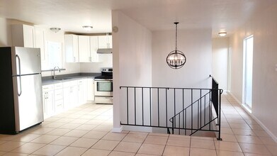 7449 Weld St in Oakland, CA - Building Photo - Building Photo