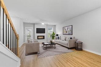 2030 Main St NW in Atlanta, GA - Building Photo - Building Photo