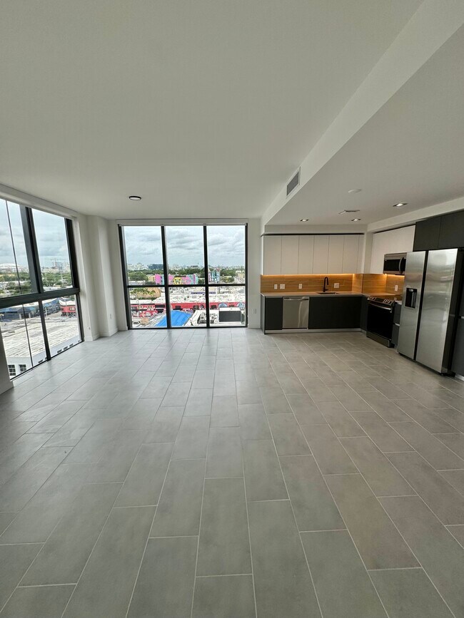 87 NW 24th St, Unit B1