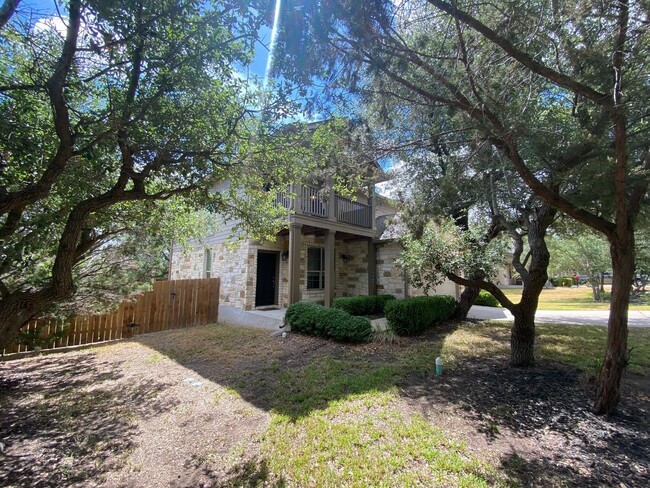 17716 Linkhill Dr in Dripping Springs, TX - Building Photo - Building Photo