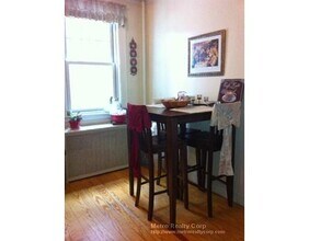 52 Strathmore Rd, Unit 25 in Boston, MA - Foto de edificio - Building Photo