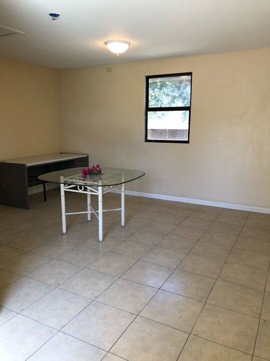 8553 Boyson St, Unit 8553Boysonstreet in Downey, CA - Foto de edificio