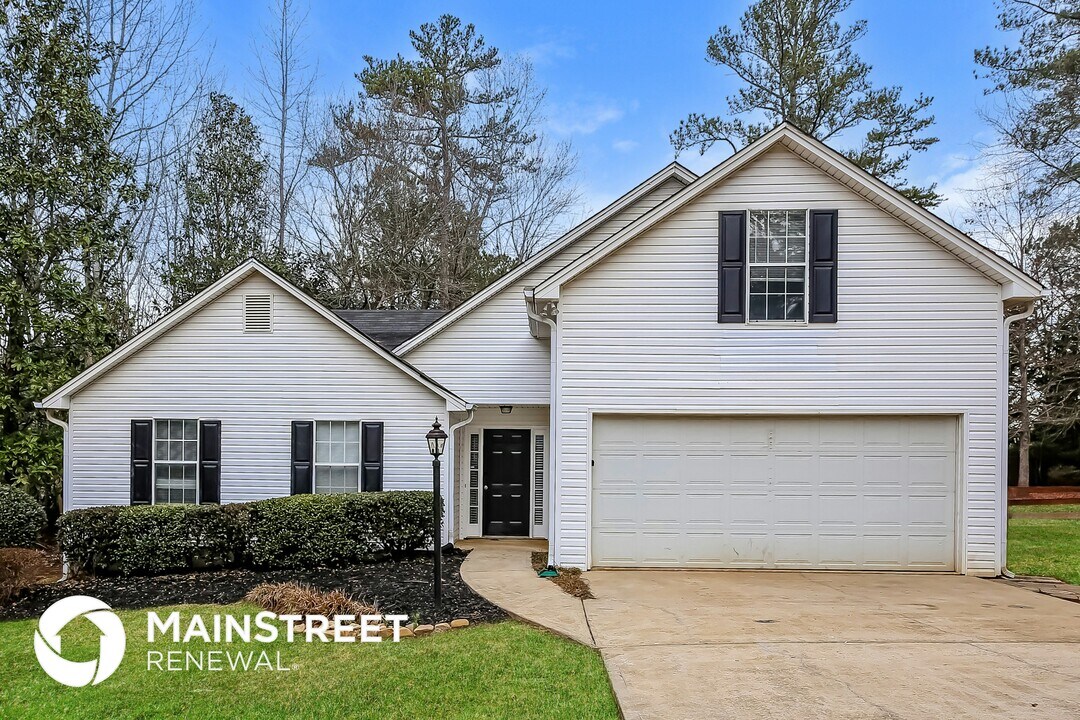 89 Flagman St in Dawsonville, GA - Building Photo