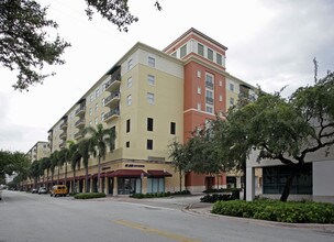 250 Altara Ave in Coral Gables, FL - Building Photo - Building Photo
