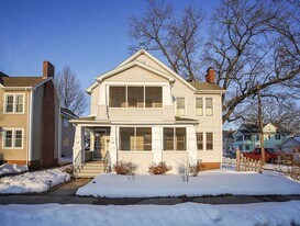 109 Carver St in Springfield, MA - Building Photo