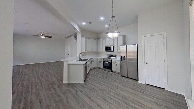 6736 Terra Rye in San Antonio, TX - Building Photo - Building Photo