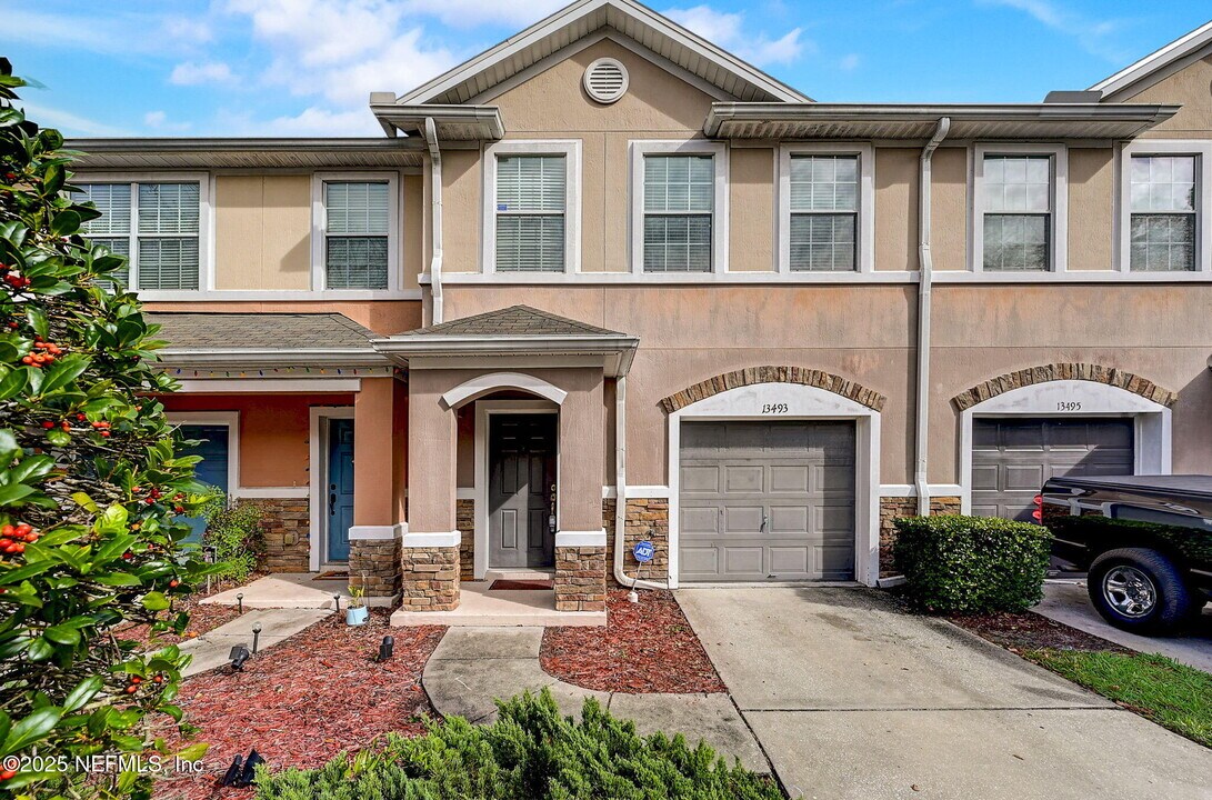 13493 Sunstone St in Jacksonville, FL - Building Photo