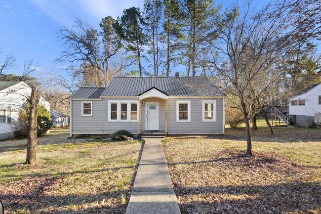 property at 537 Huston St