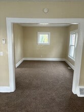 12033 Dove Ave in Cleveland, OH - Building Photo - Building Photo