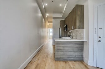 301 Madison St in Hoboken, NJ - Building Photo - Building Photo