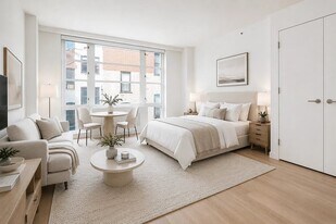 331 E Houston St, Unit 8A in New York, NY - Building Photo