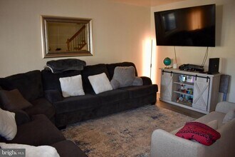 9464 Tea Berry Ct in Manassas, VA - Building Photo - Building Photo