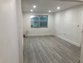 17150 NE 23rd Ave in North Miami Beach, FL - Building Photo - Building Photo